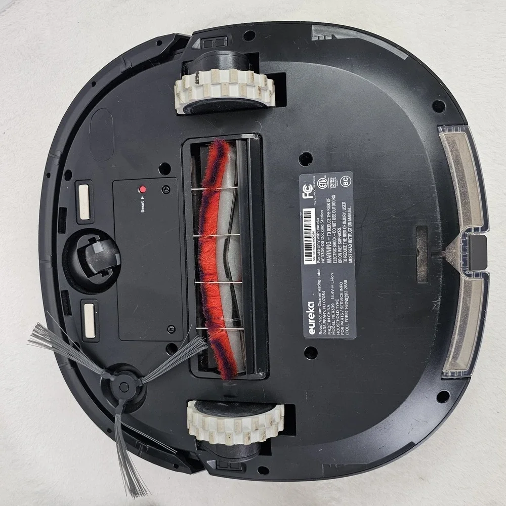 Eureka Groove Robot Vacuum, Model NER309 W/Self Docking/Charging, Tested